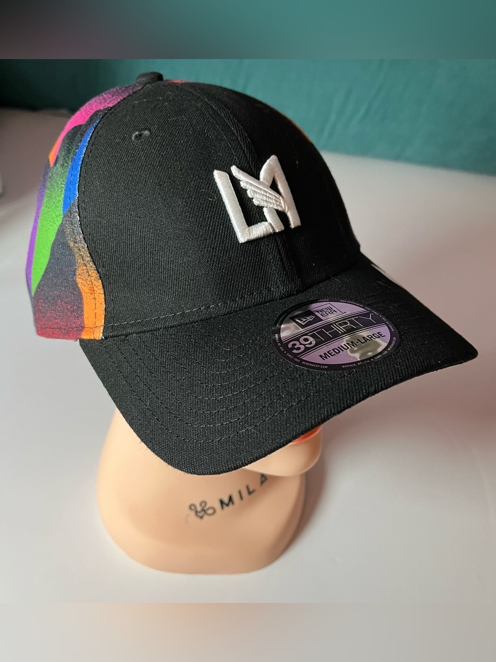 NWT New Era 39THIRTY LAFC Major League Soccer Pride Hat - Size M/L